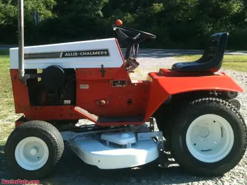 1971 Allis-Chalmers Modell 312H.