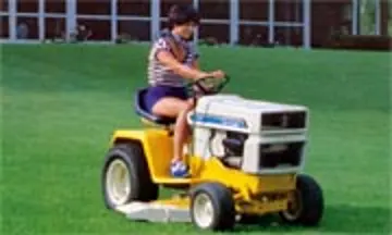 Foto des Traktors Cub Cadet 1100