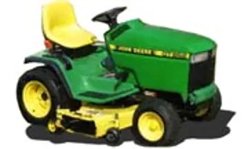 John Deere GT262 tractor photo