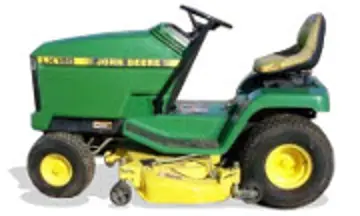 foto do trator John Deere LX172