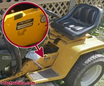 Localização do número de série Cub Cadet 1050