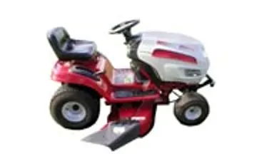 White LT 946H tractor photo