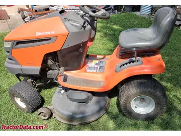 Husqvarna YTH21K46 Rasentraktor.