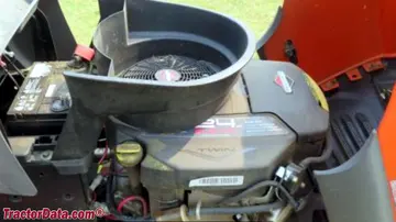 Husqvarna YTH22V46 Motorbild