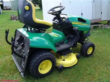 John Deere LR175, lado derecho.