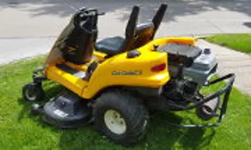 Cub Cadet 365L tractor photo