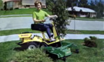 Foto del tractor Bolens Lawn Keeper 909