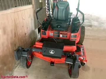 Triturador de grama Kubota ZD1211R com giro zero.