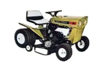 MTD 669 Siebenhundert Traktor Foto