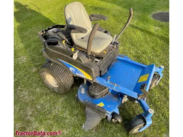 Cortador de grama de giro zero New Holland G4050.