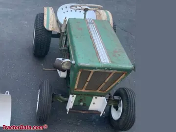 Burns B-90-E Suburban Rasentraktor.
