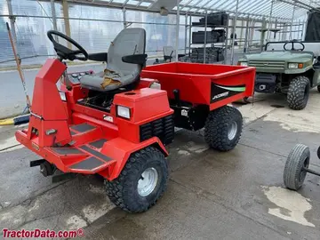 Steiner Utilimax 428, lado esquerdo.