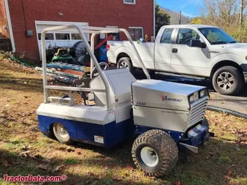 Ventrac 2320 rollstuhlgerechter Traktor.