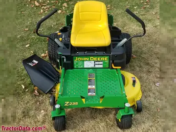 John Deere Z235