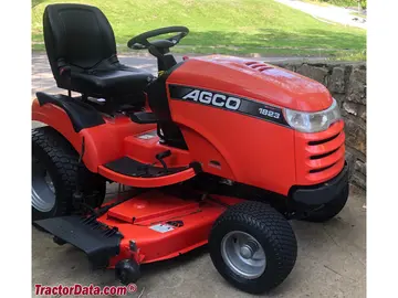 Tractor de jardín AGCO 1823H.