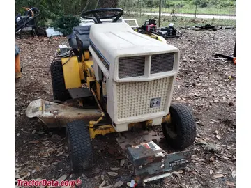 Rasenmähertraktor Cub Cadet 111.