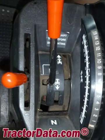 Controles de transmisión John Deere 4050