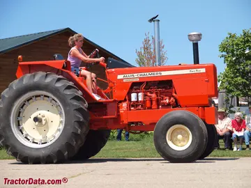 Allis-Chalmers Two-Ten Reihenkultivator, rechte Seite.