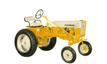 International Harvester Cub tractor photo