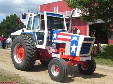 J.I. Case 1570 Spirit of '76 Bicentennial Traktor