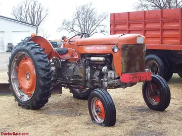 Massey Ferguson F-40 de arco alto.