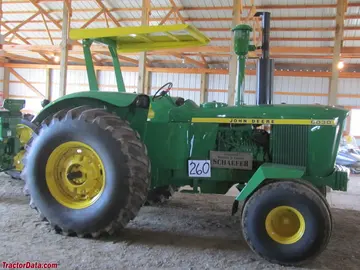 John Deere 6030 con ROPS.