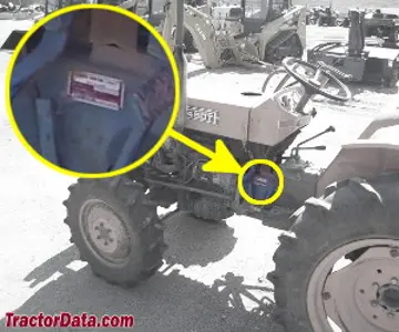 Localização do número de série Kubota L245