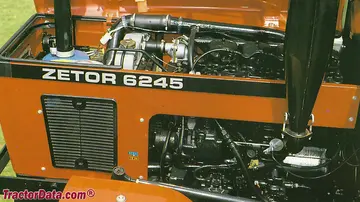 Zetor 6245 Motorbild