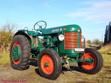 Zetor Modell 15 Traktor.