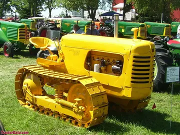 Benzin Oliver OC-6 Ag Crawler.