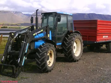Valmet 665-4,左侧。