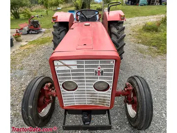 McCormick International 323 Nutzfahrzeugtraktor.