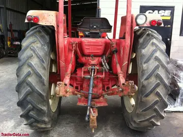 International Harvester 685