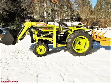Yanmar TM240D mit Frontlader.