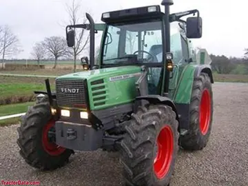 Fendt 309C, linke Seite.