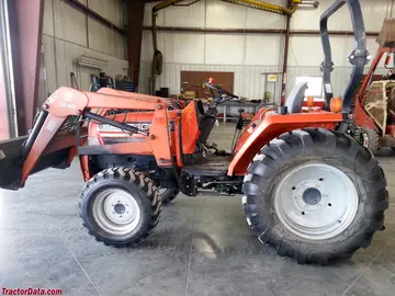 AGCO ST35 con cargadora frontal SL46.