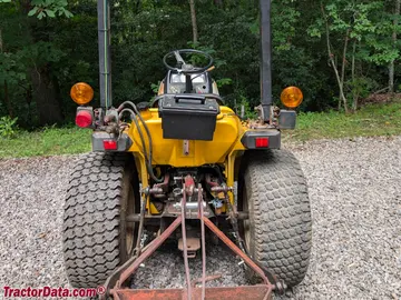 Kompakter Vielseitigkeitstraktor Cub Cadet 7000.