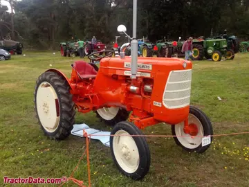 Allis-Chalmers ED40 Allzwecktraktor, rechte Seite.