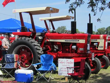Farmall 544