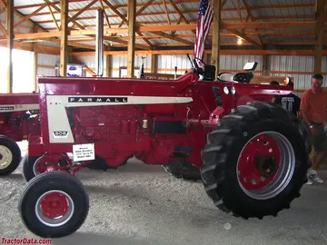 Farmall 806