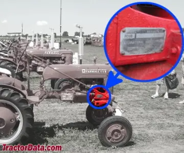 Localização do número de série Farmall Cub