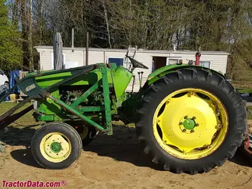 John Deere 505, lado izquierdo.