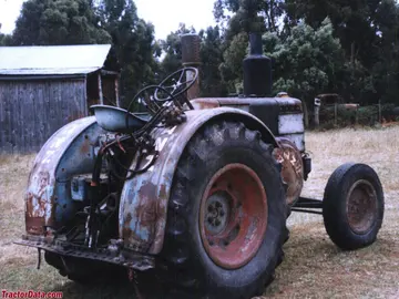 Lanz D1506 mit hinzugefügter Hydraulik.
