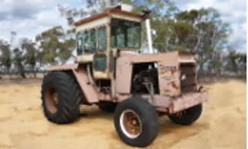 Upton 180 tractor photo
