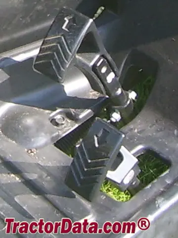 Controles de transmissão John Deere 2320