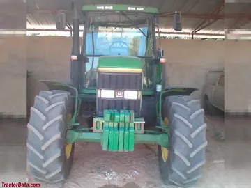 John Deere 6800