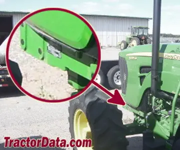 Localização do número de série John Deere 5085M