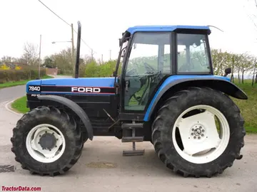 Ford 7840, lado direito.