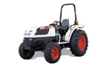 Bobcat CT440 tractor photo