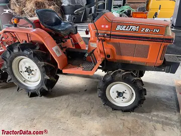 Zen-noh Kubota Bulltra ZB1-14, rechte Seite.